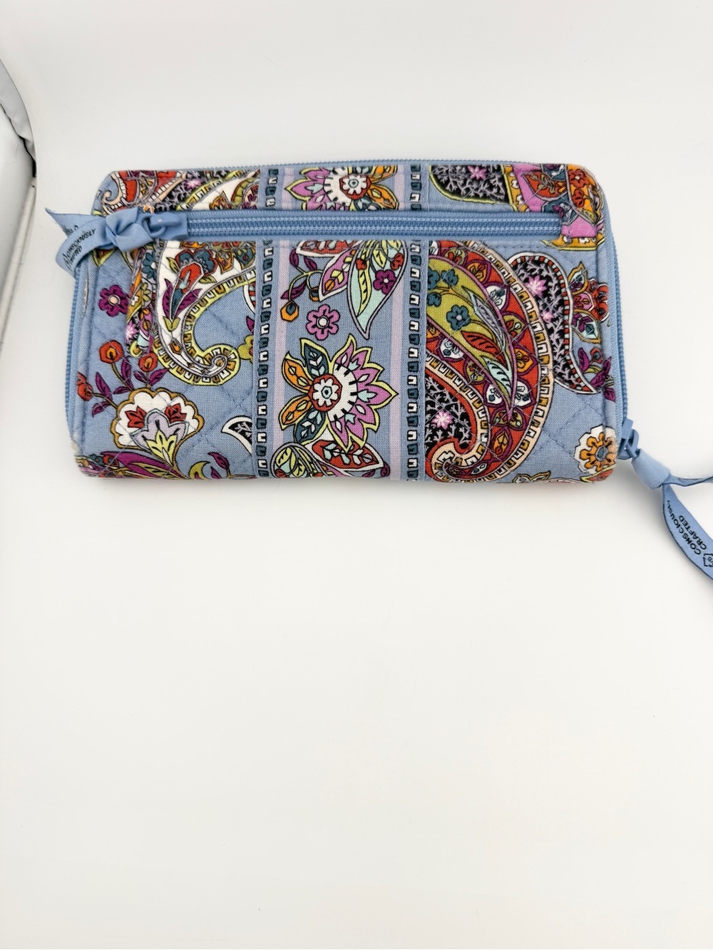 Vera Bradley Light Blue Paisley Zip Wallet - Picture 2 of 13